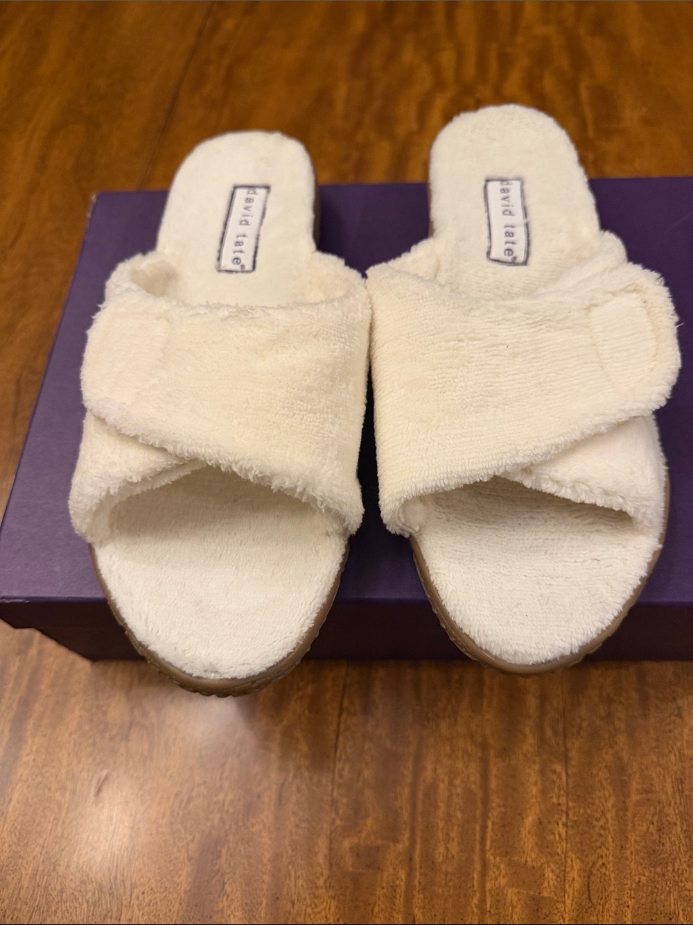 DAVID TATE women’s Bone Terry Cloth Cross-Band Slide Slipper